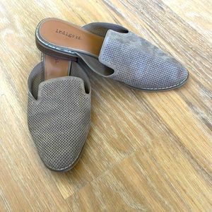 Indigo Road Tan Mules